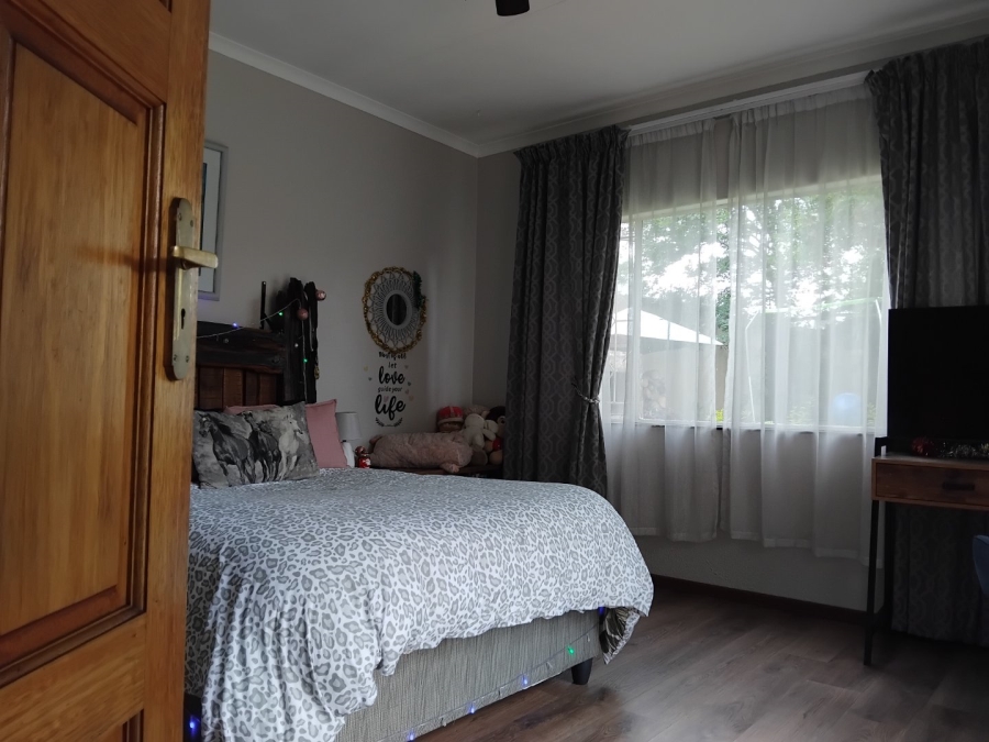 3 Bedroom Property for Sale in Birchleigh Gauteng