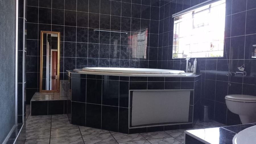 4 Bedroom Property for Sale in Vanderbijlpark SE 1 Gauteng