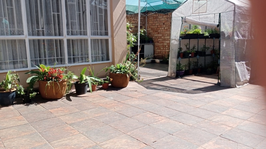 4 Bedroom Property for Sale in Vanderbijlpark SE 1 Gauteng