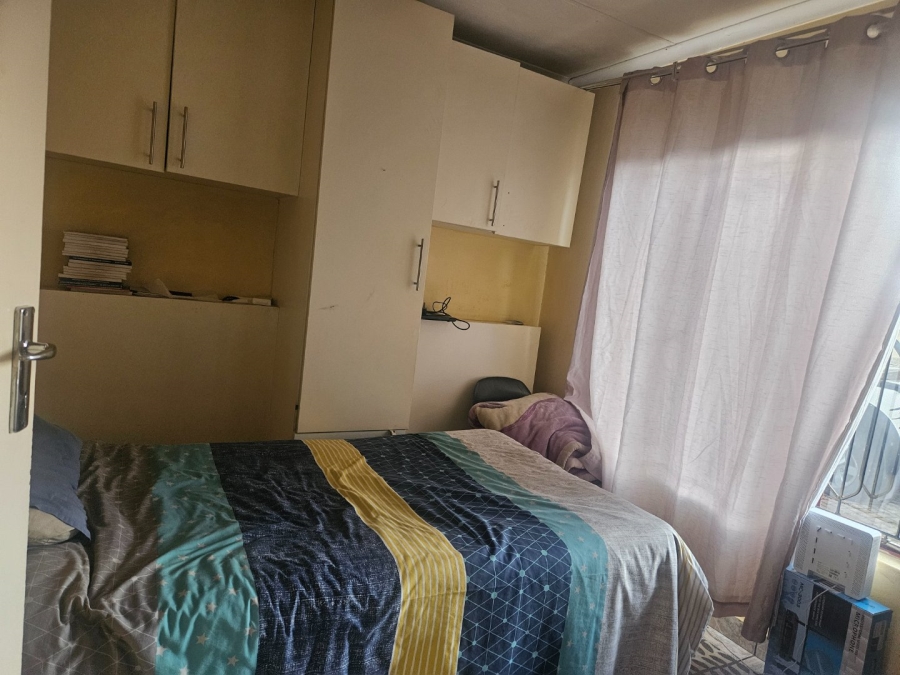 To Let 3 Bedroom Property for Rent in Crystal Park Gauteng