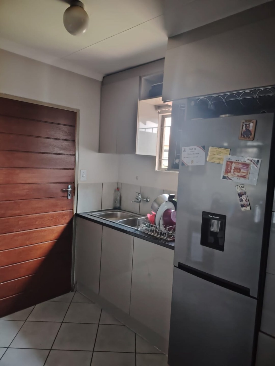 3 Bedroom Property for Sale in Lotus Gardens Gauteng