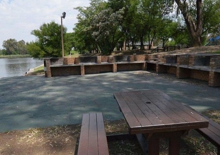 Commercial Property for Sale in Riverspray Lifestyle Estate Gauteng