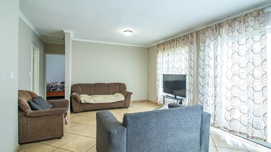 2 Bedroom Property for Sale in Wilgeheuwel Gauteng