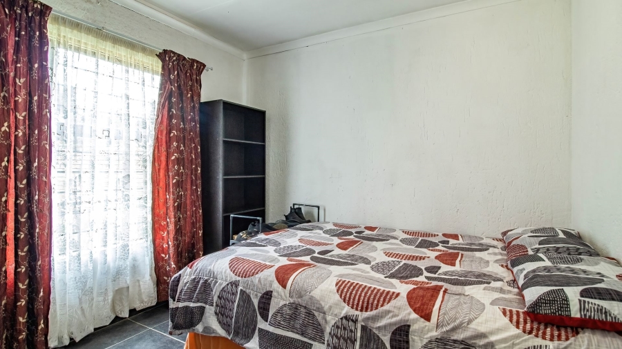 2 Bedroom Property for Sale in Wilgeheuwel Gauteng