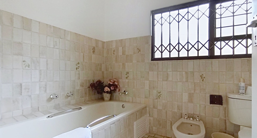 4 Bedroom Property for Sale in Paulshof Gauteng