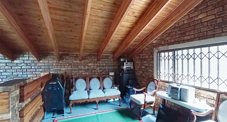 4 Bedroom Property for Sale in Paulshof Gauteng