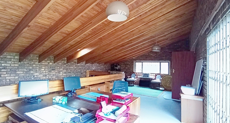 4 Bedroom Property for Sale in Paulshof Gauteng