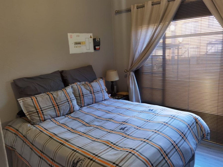2 Bedroom Property for Sale in Elspark Gauteng