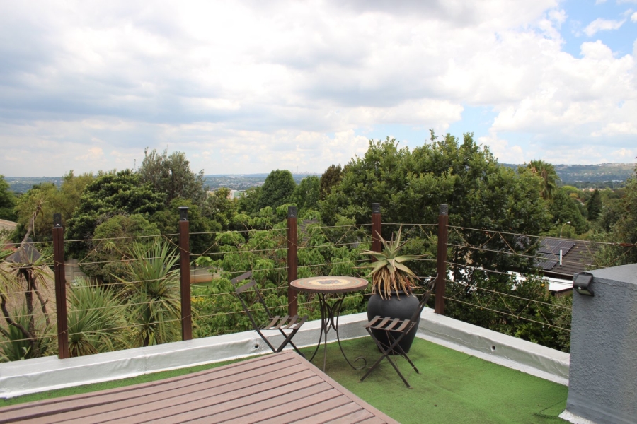 4 Bedroom Property for Sale in Weltevreden Park Gauteng