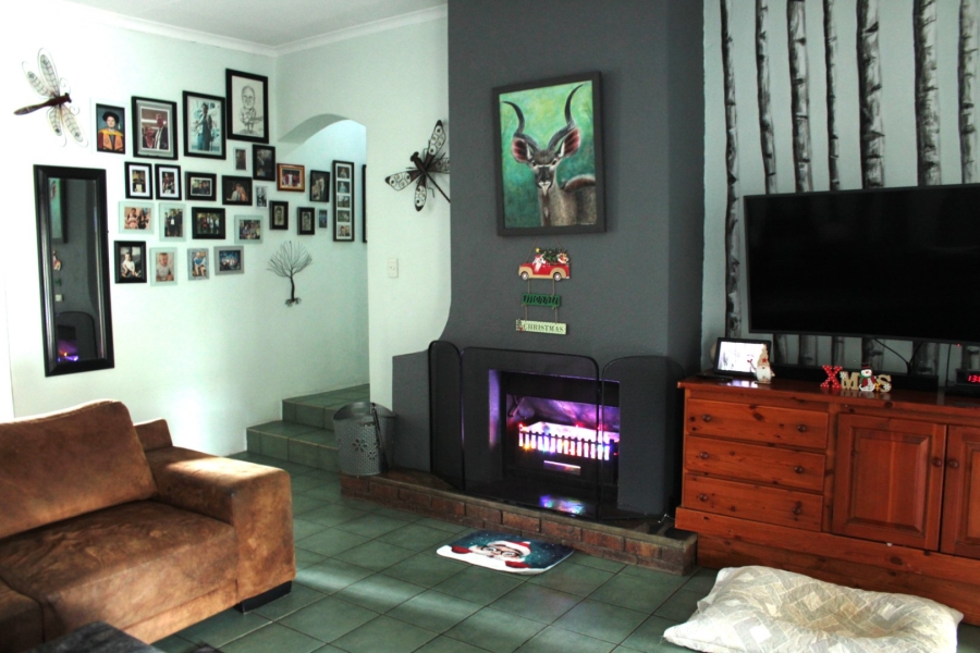 4 Bedroom Property for Sale in Weltevreden Park Gauteng