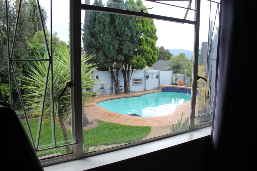 4 Bedroom Property for Sale in Weltevreden Park Gauteng