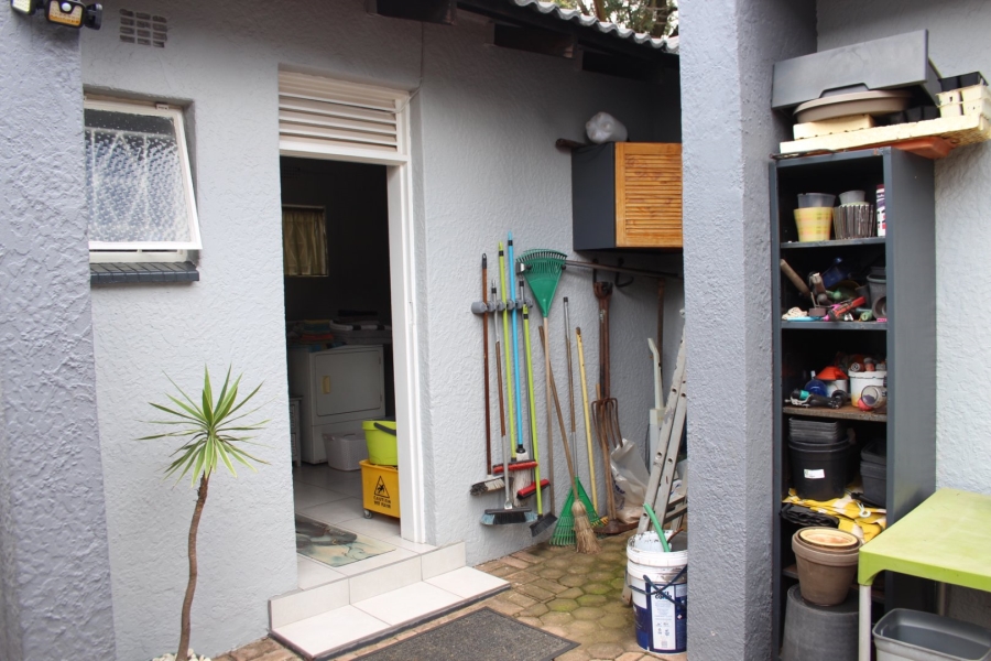 4 Bedroom Property for Sale in Weltevreden Park Gauteng