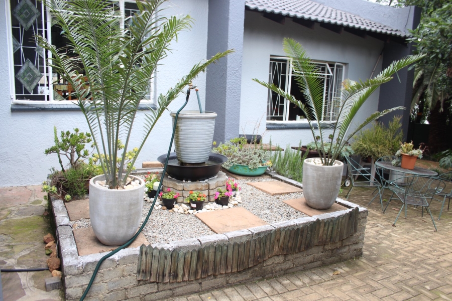4 Bedroom Property for Sale in Weltevreden Park Gauteng