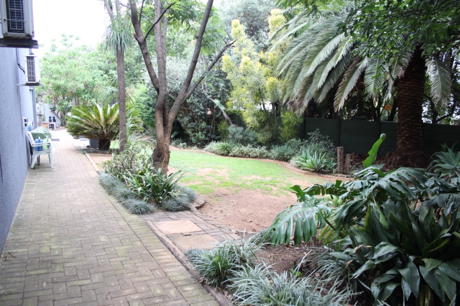 4 Bedroom Property for Sale in Weltevreden Park Gauteng