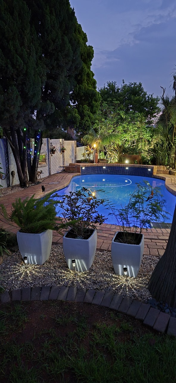 4 Bedroom Property for Sale in Weltevreden Park Gauteng