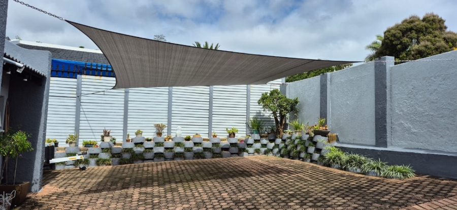 4 Bedroom Property for Sale in Weltevreden Park Gauteng