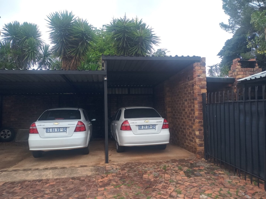 4 Bedroom Property for Sale in Pretoria North Gauteng