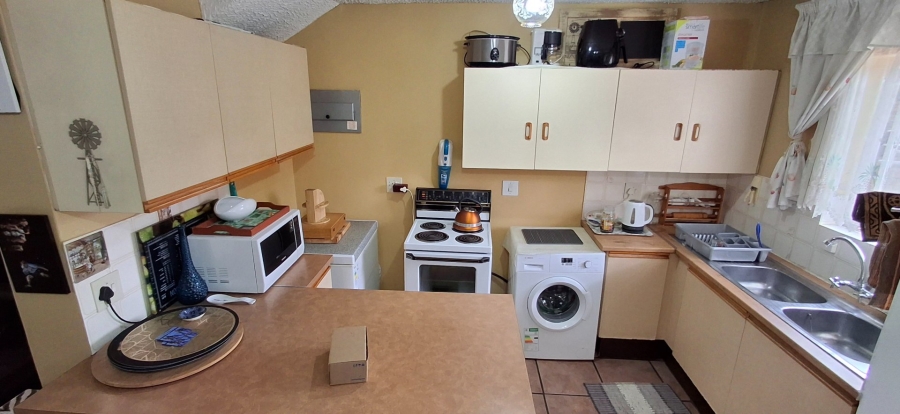 2 Bedroom Property for Sale in Garsfontein Gauteng