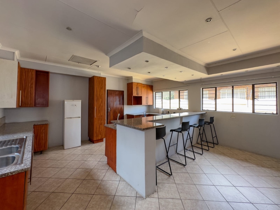 8 Bedroom Property for Sale in Newlands Gauteng