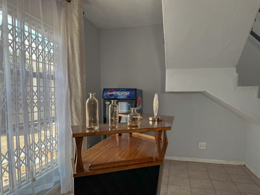 8 Bedroom Property for Sale in Newlands Gauteng