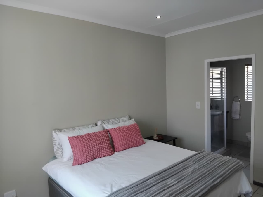 3 Bedroom Property for Sale in Mooikloof Ridge Gauteng