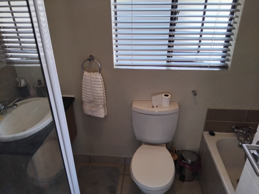 3 Bedroom Property for Sale in Mooikloof Ridge Gauteng