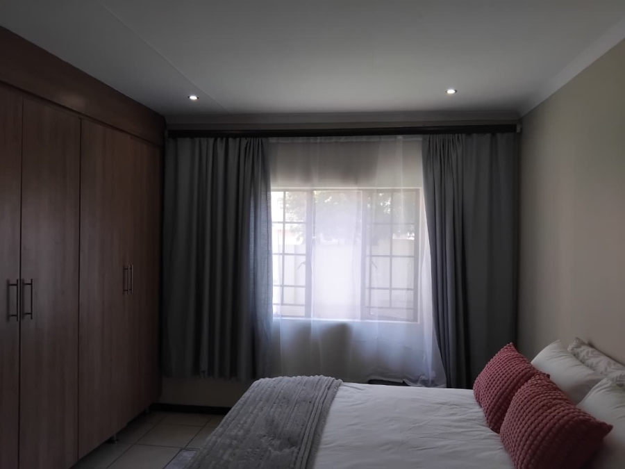 3 Bedroom Property for Sale in Mooikloof Ridge Gauteng