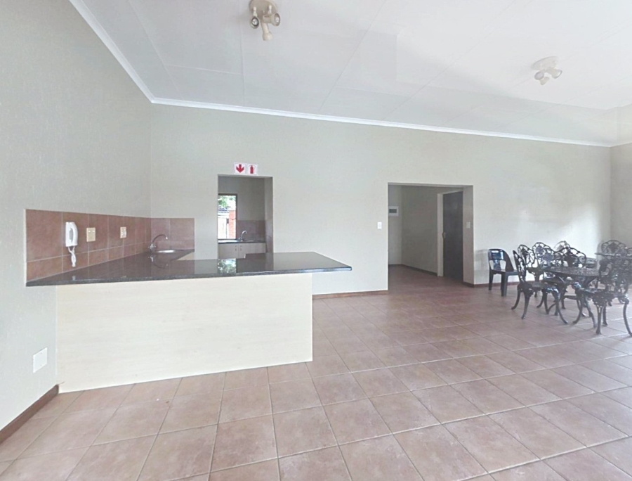 2 Bedroom Property for Sale in Paulshof Gauteng
