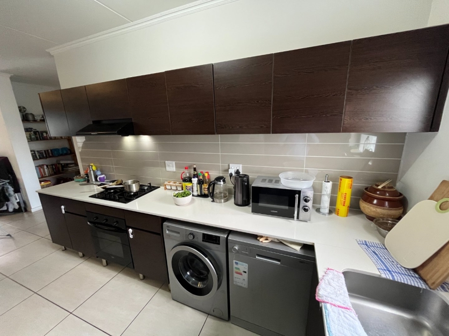 3 Bedroom Property for Sale in Greenstone Ridge Gauteng