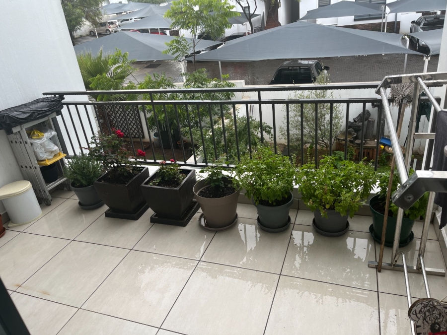 3 Bedroom Property for Sale in Greenstone Ridge Gauteng