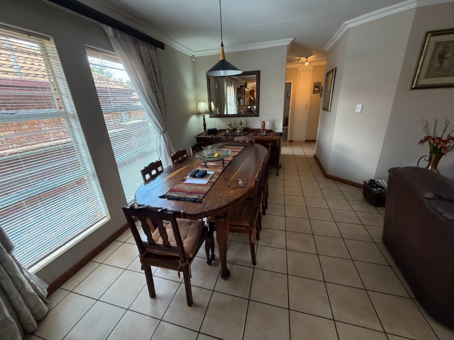 4 Bedroom Property for Sale in Doringkloof Gauteng