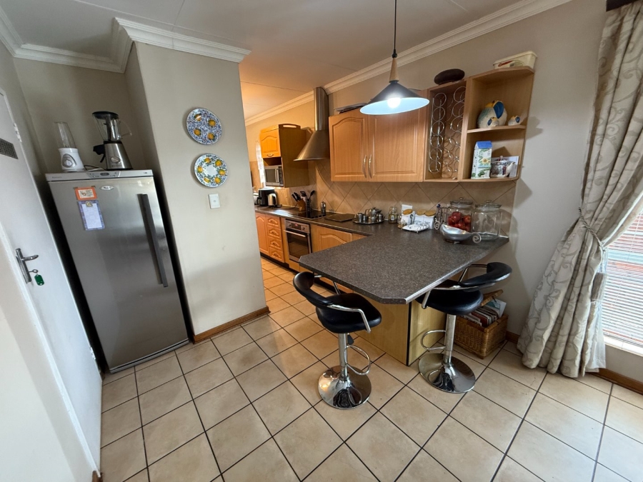 4 Bedroom Property for Sale in Doringkloof Gauteng