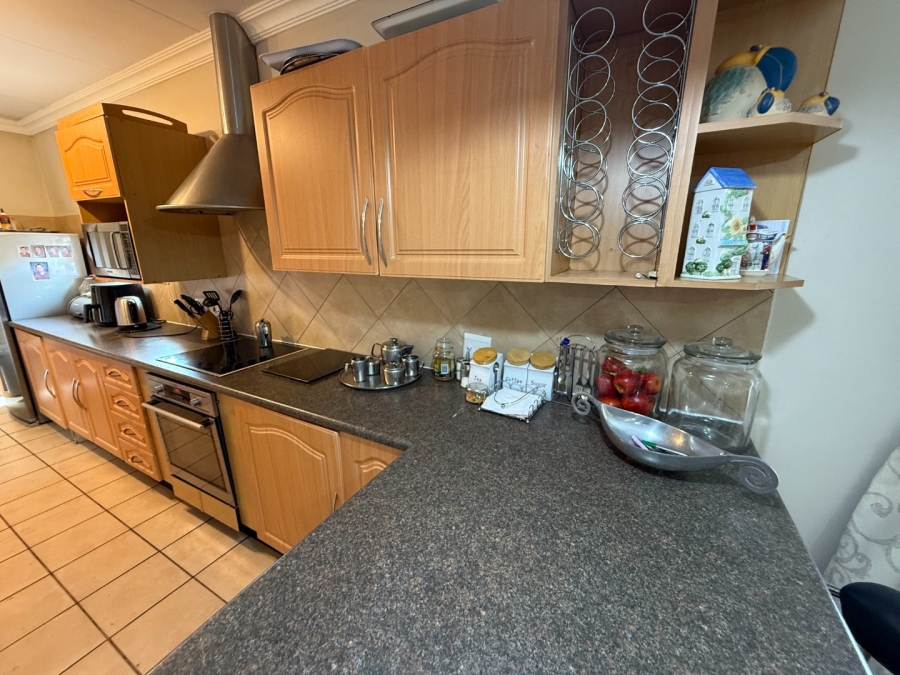 4 Bedroom Property for Sale in Doringkloof Gauteng