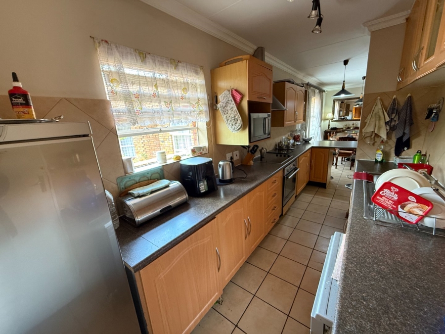 4 Bedroom Property for Sale in Doringkloof Gauteng