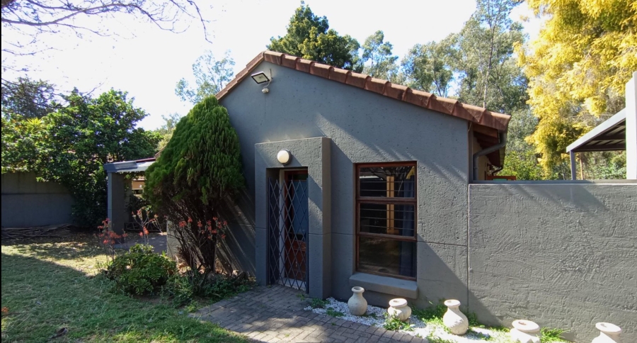 2 Bedroom Property for Sale in North Riding Gauteng