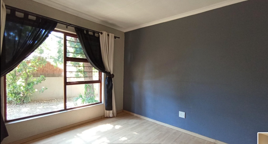 2 Bedroom Property for Sale in North Riding Gauteng