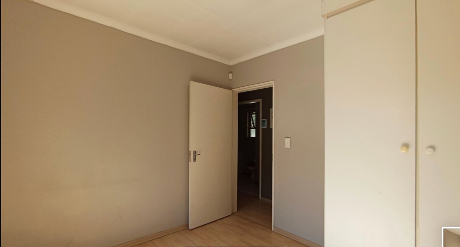 2 Bedroom Property for Sale in North Riding Gauteng