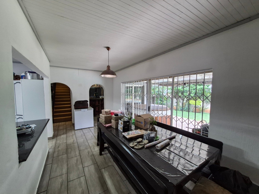 4 Bedroom Property for Sale in Rooihuiskraal Gauteng