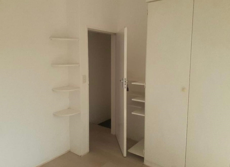 2 Bedroom Property for Sale in Sonneglans Gauteng