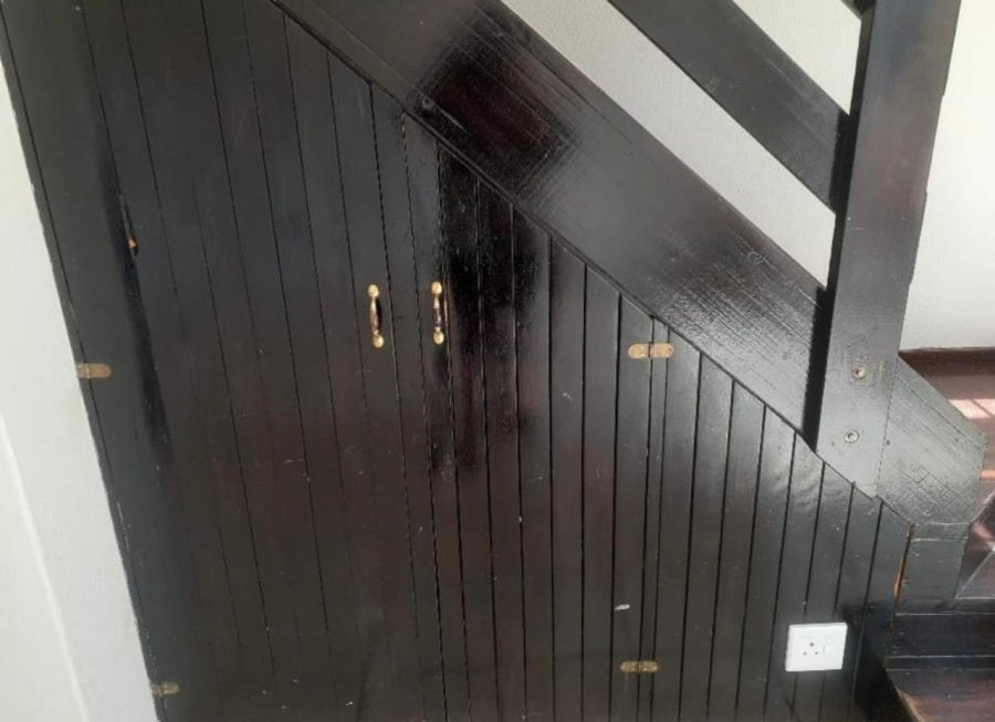 2 Bedroom Property for Sale in Sonneglans Gauteng