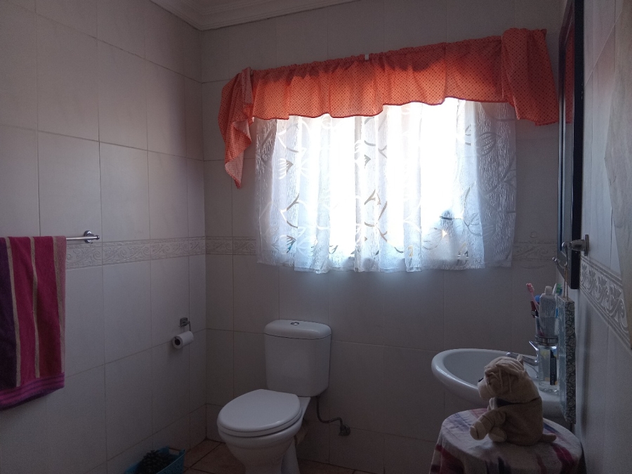 To Let 3 Bedroom Property for Rent in Hughes Gauteng