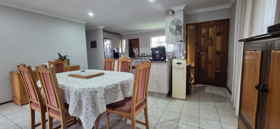 3 Bedroom Property for Sale in Heuweloord Gauteng