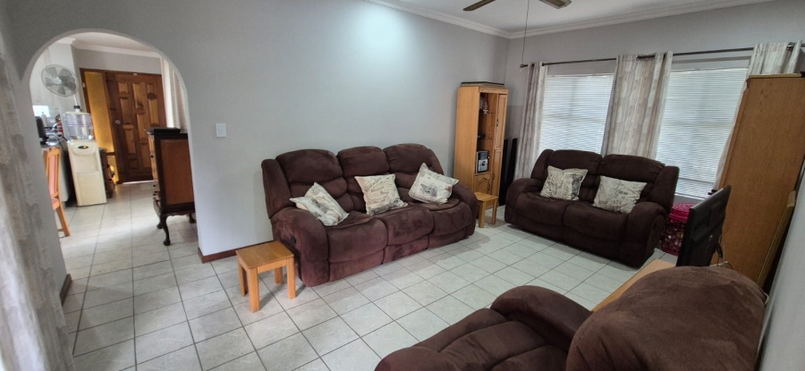 3 Bedroom Property for Sale in Heuweloord Gauteng