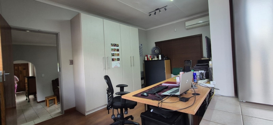 3 Bedroom Property for Sale in Heuweloord Gauteng