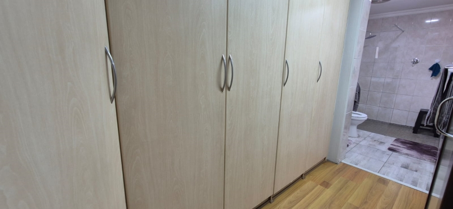 3 Bedroom Property for Sale in Heuweloord Gauteng