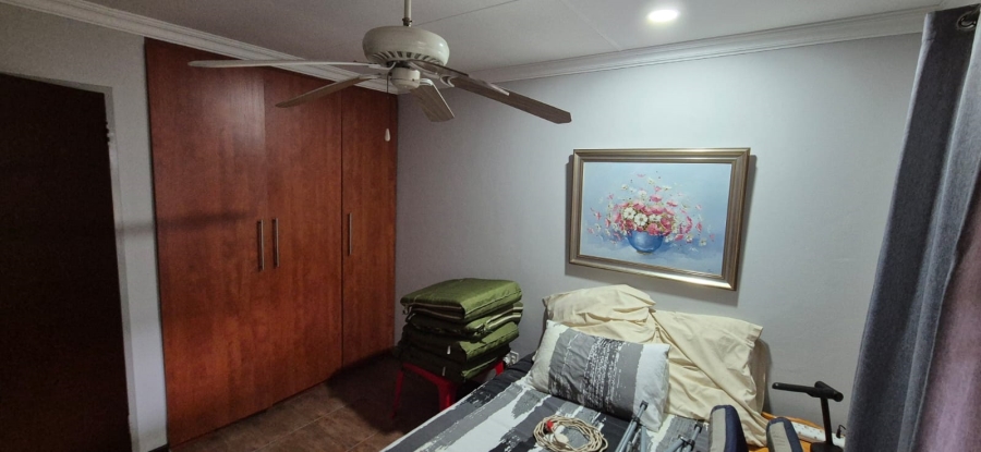 3 Bedroom Property for Sale in Heuweloord Gauteng