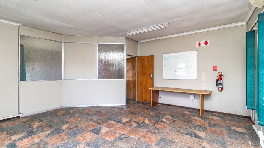To Let commercial Property for Rent in Spartan Gauteng