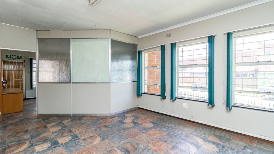 To Let commercial Property for Rent in Spartan Gauteng