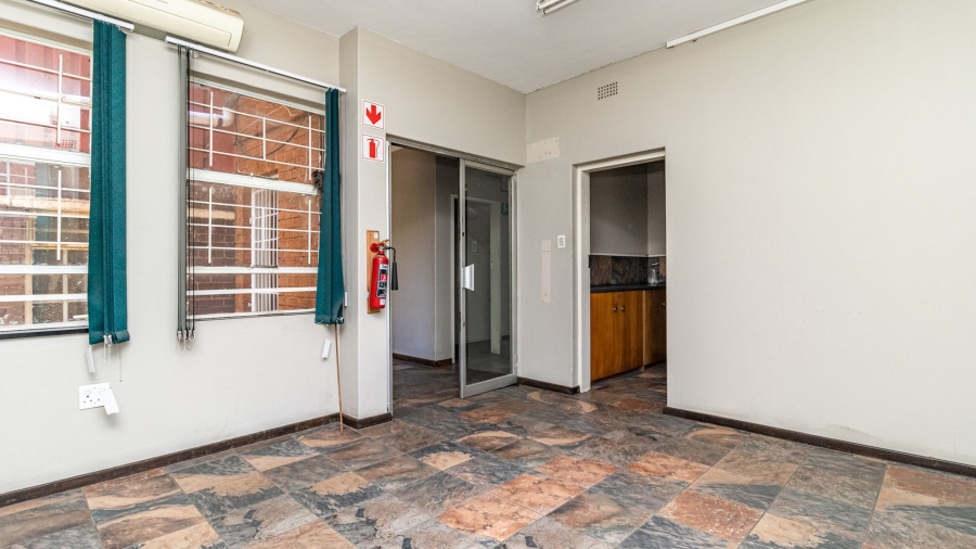 To Let commercial Property for Rent in Spartan Gauteng