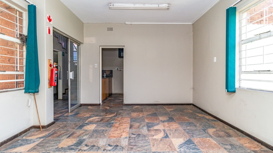 To Let commercial Property for Rent in Spartan Gauteng